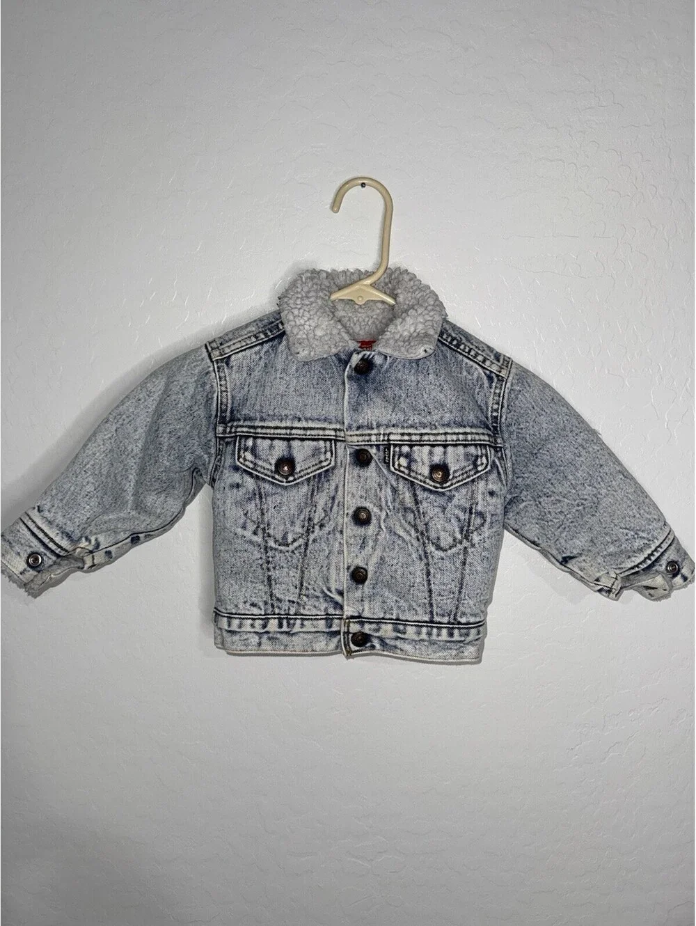 Vintage Levi’s Acid Wash Denim Jacket Size 3T black/ Silver Tab 80-90s Jean